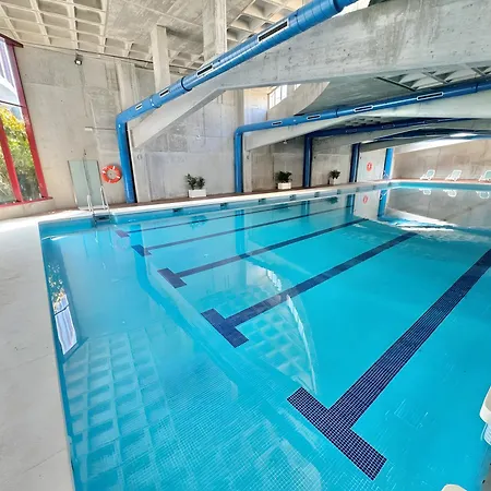 With Private Pool אסטפונה